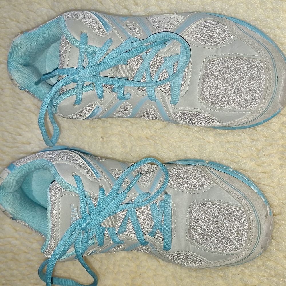 GreyUsed👣 Danskin Memory Foam Fashion Sneakers Used Flex Sole Sale Now